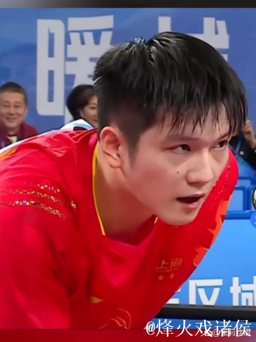 樊振东3-2逆转梁靖崑 上海胜河北晋级男团半决赛 樊振东3-2逆转梁靖崑 上海胜河北晋级男团半决赛